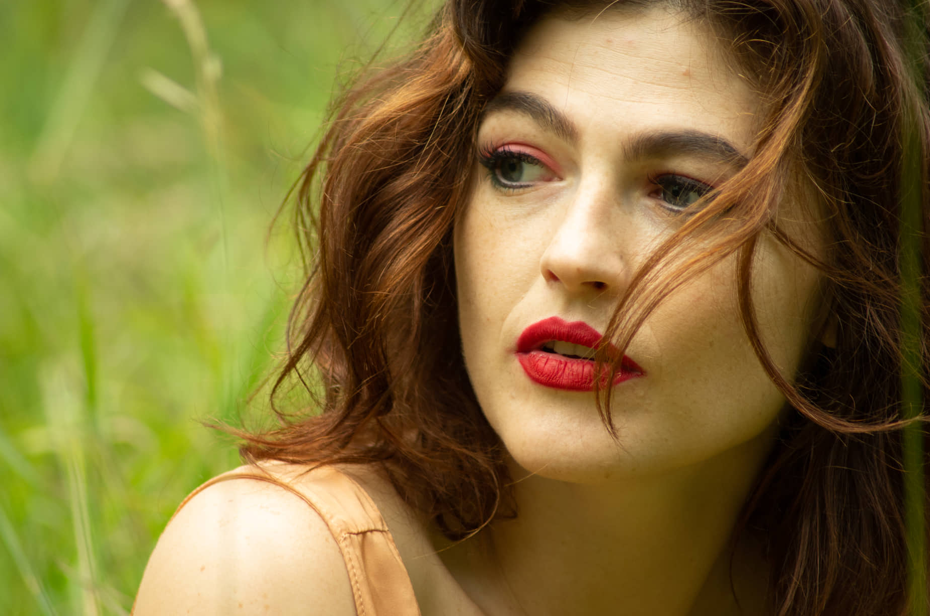 PORTRET KOBIETY. ALEKSANDRA MALATOVSKAJA